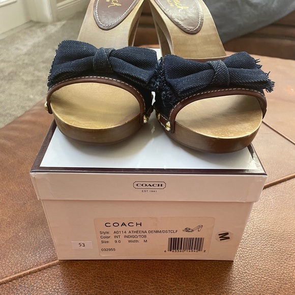 Coach denim and leather trim heels. Only worn once. Excellent condition - Picture 2 of 6